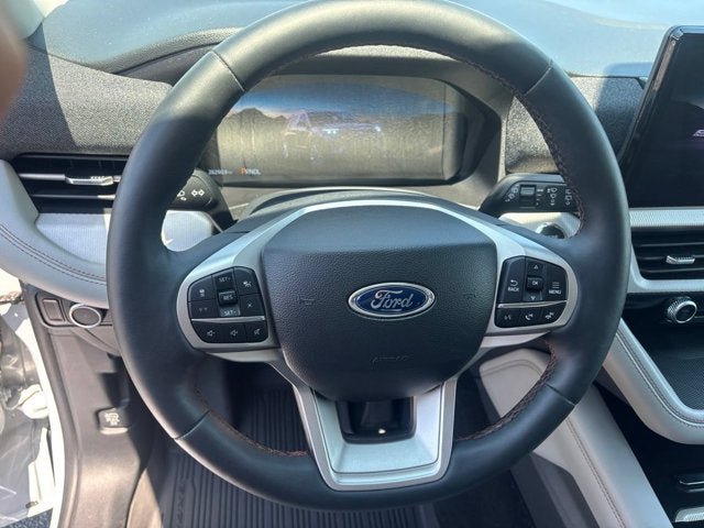 Certified 2025 Ford Explorer Active AWD/4WD image 14