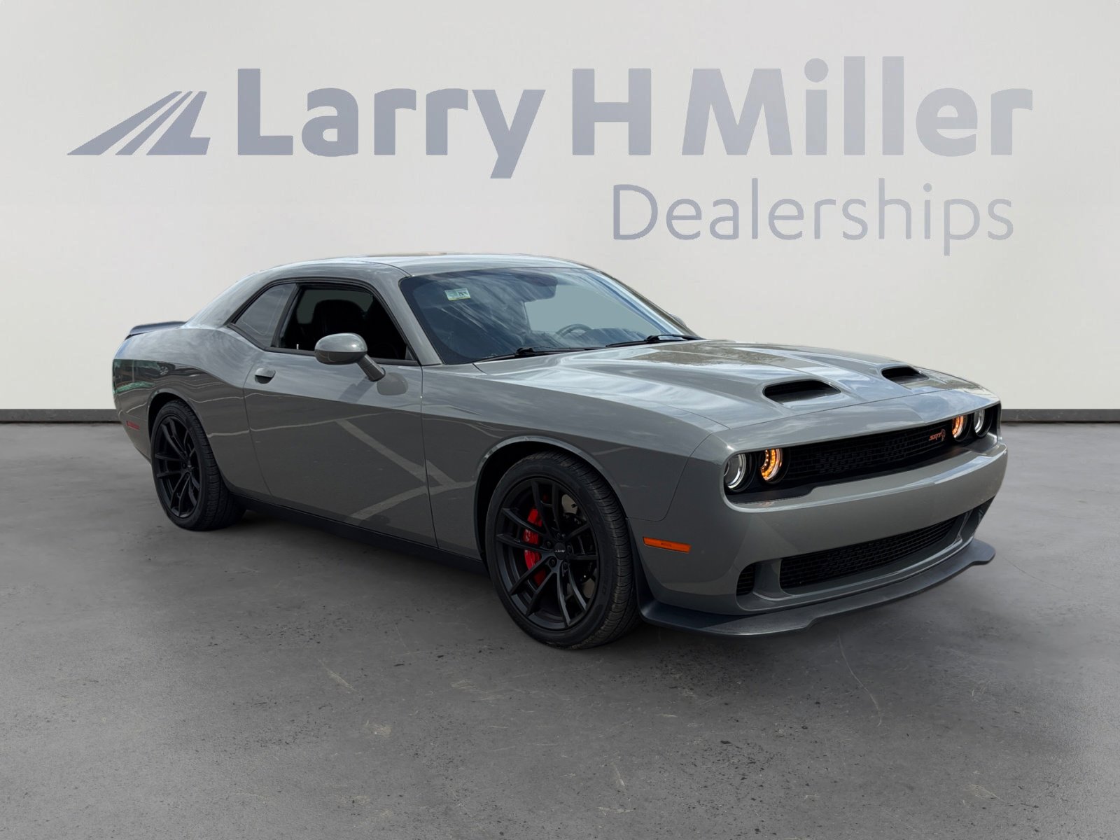Used 2023 Dodge Challenger SRT Hellcat w/ Driver Convenience Group image 7