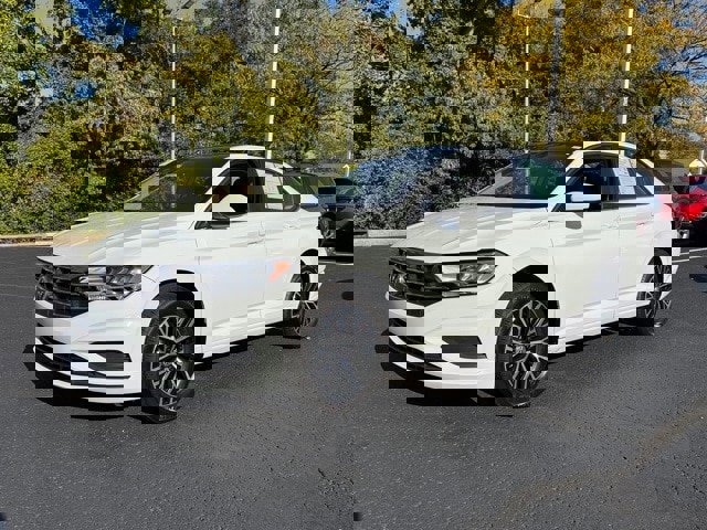 Used 2021 Volkswagen Jetta SE w/ SE Cold Weather Package image 6