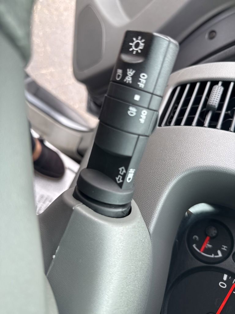 Used 2020 Nissan Frontier SV image 29