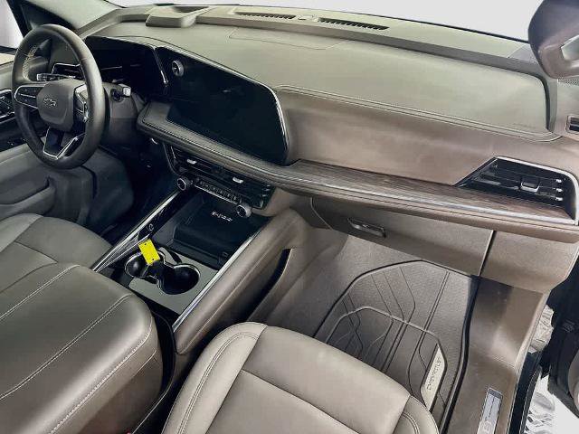 Used 2025 Chevrolet Tahoe Z71 w/ Z71 Off-Road Package AWD/4WD image 35