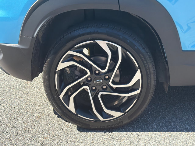 Used 2025 Chevrolet TrailBlazer RS w/ Convenience Package FWD image 19