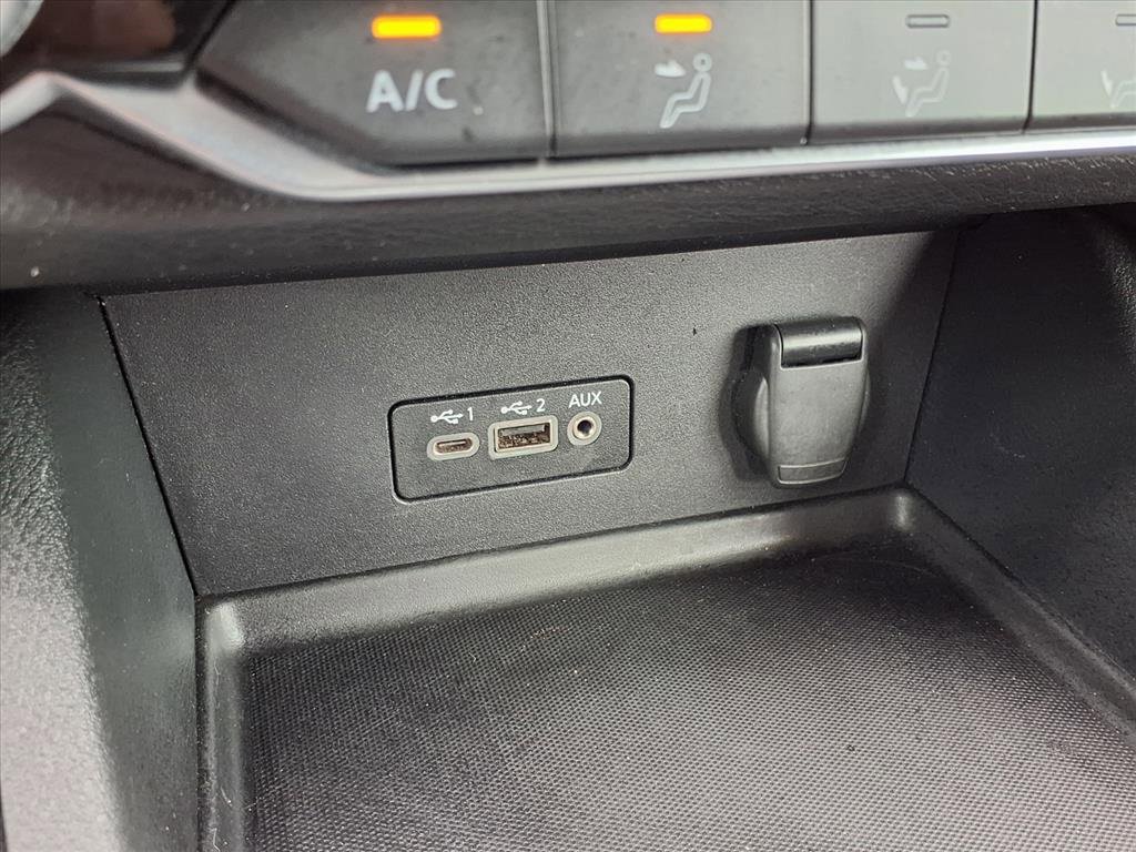 Used 2023 Nissan Sentra SV image 11