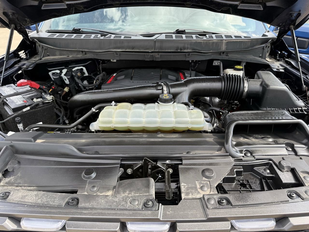 Certified 2022 Ford F150 Raptor w/ Equipment Group 801A High image 29