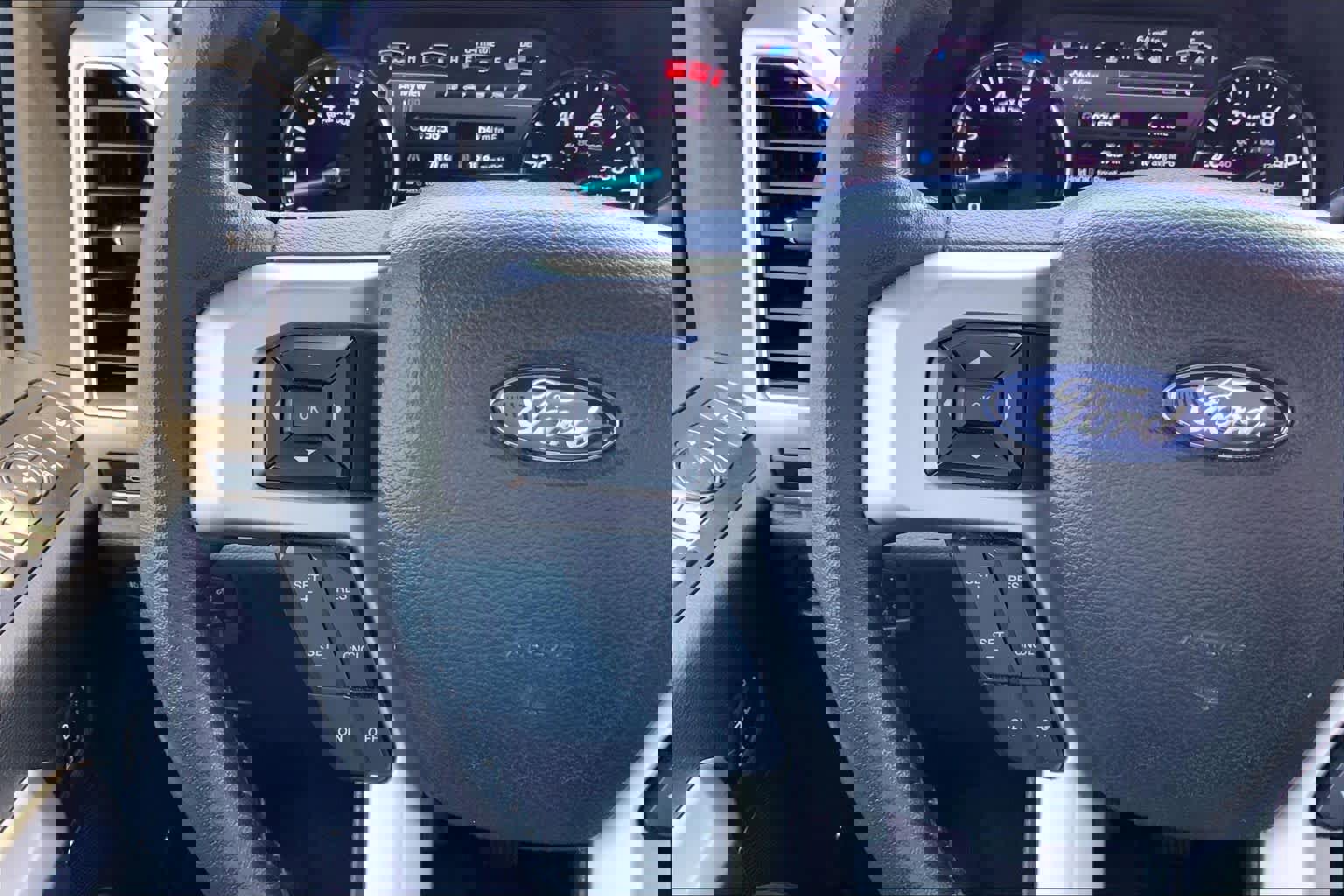 Certified 2022 Ford F250 Lariat w/ Lariat Value Package image 24