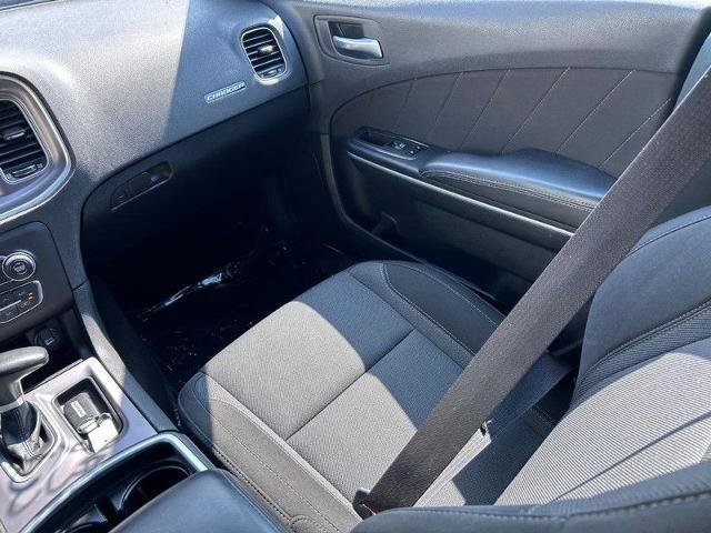 Used 2022 Dodge Charger SXT image 17