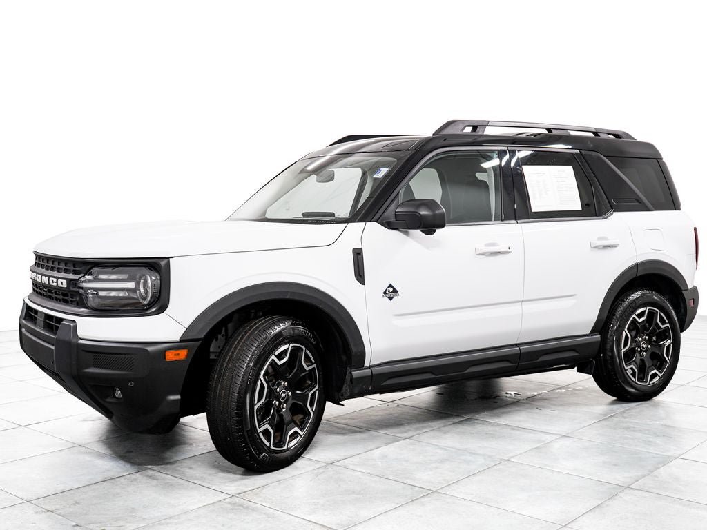 Certified 2025 Ford Bronco Sport Outer Banks w/ Outer Banks Tech Package+ AWD/4WD image 4