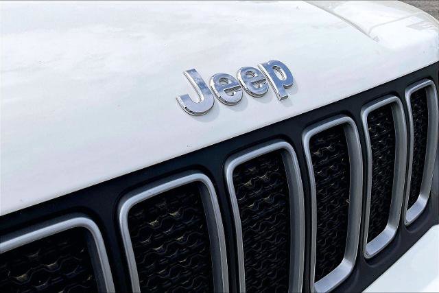 Used 2023 Jeep Renegade Latitude AWD/4WD image 28