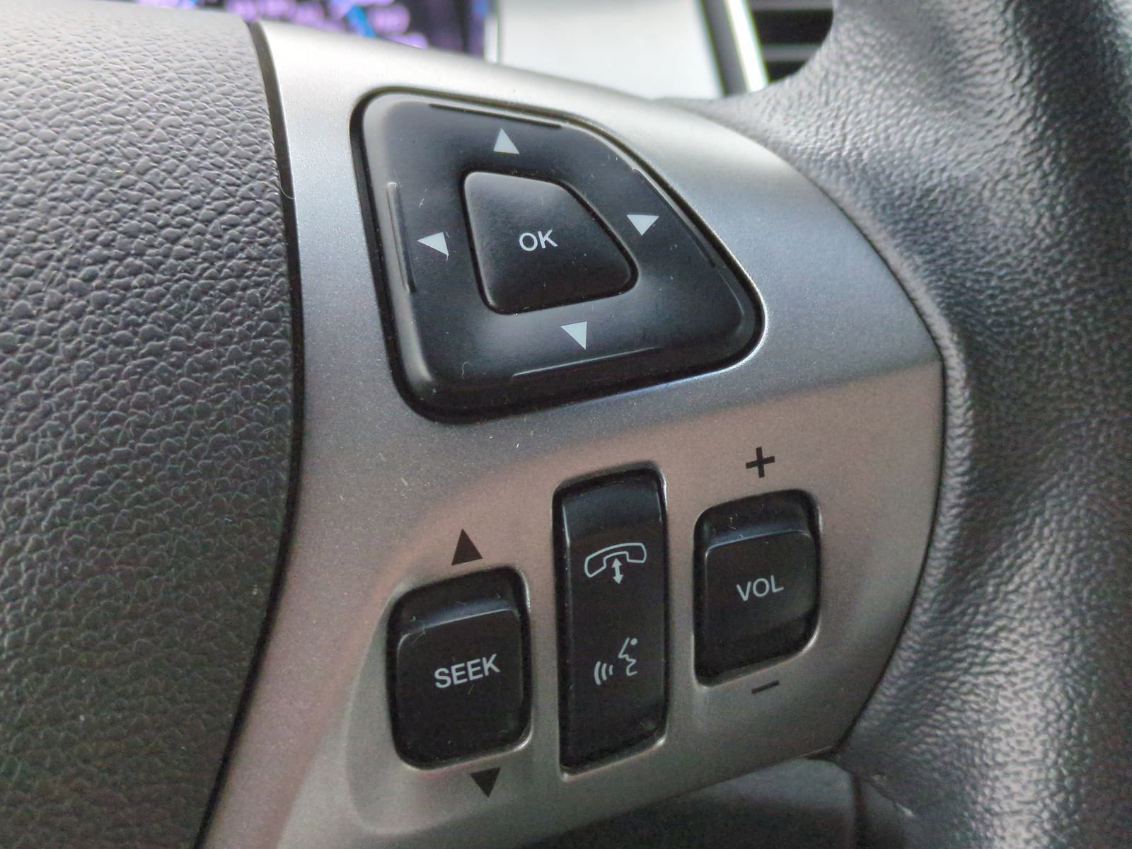 Certified 2018 Ford Taurus SEL image 27