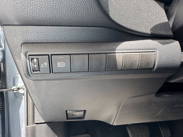 Used 2022 Toyota Corolla LE FWD image 22