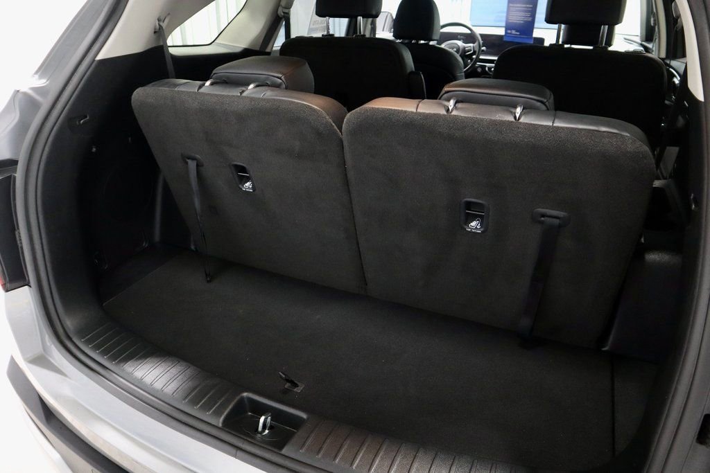 Used 2025 Kia Sorento EX image 14
