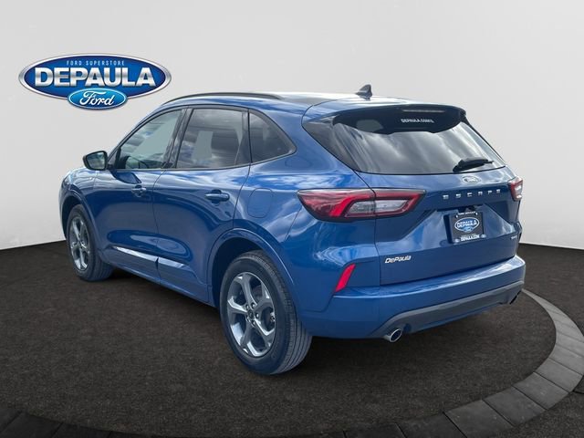 Certified 2023 Ford Escape ST-Line image 3