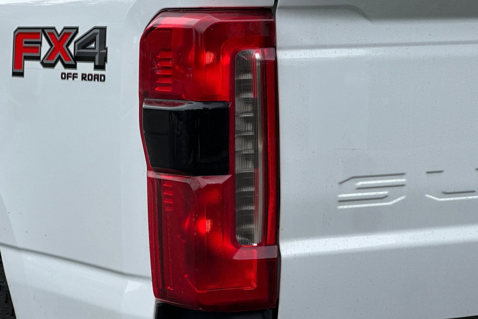 Certified 2023 Ford F250 Lariat w/ FX4 Off-Road Package image 48