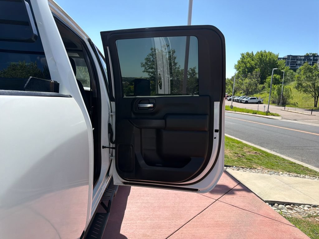 Used 2020 Chevrolet Silverado 3500 LT AWD/4WD image 27