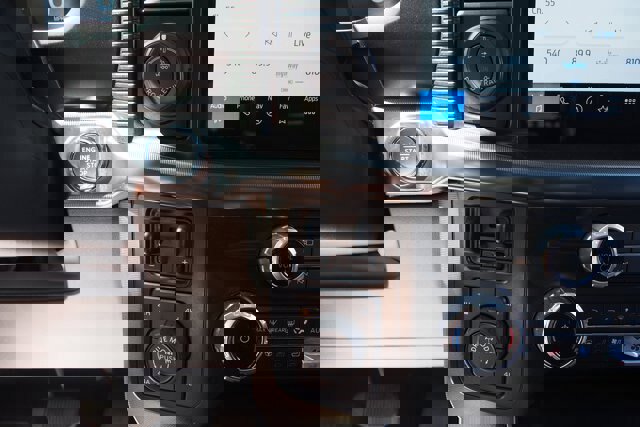 Certified 2025 Ford F150 Platinum w/ Equipment Group 702A High image 24