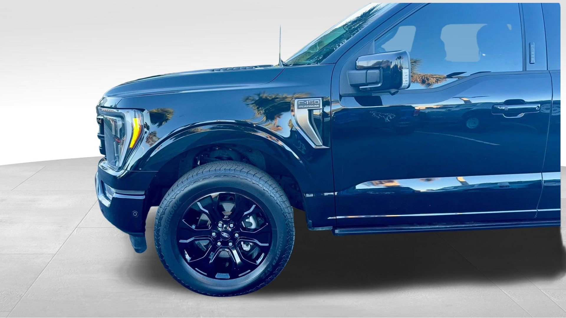 Certified 2023 Ford F150 Platinum w/ Equipment Group 701A High image 19