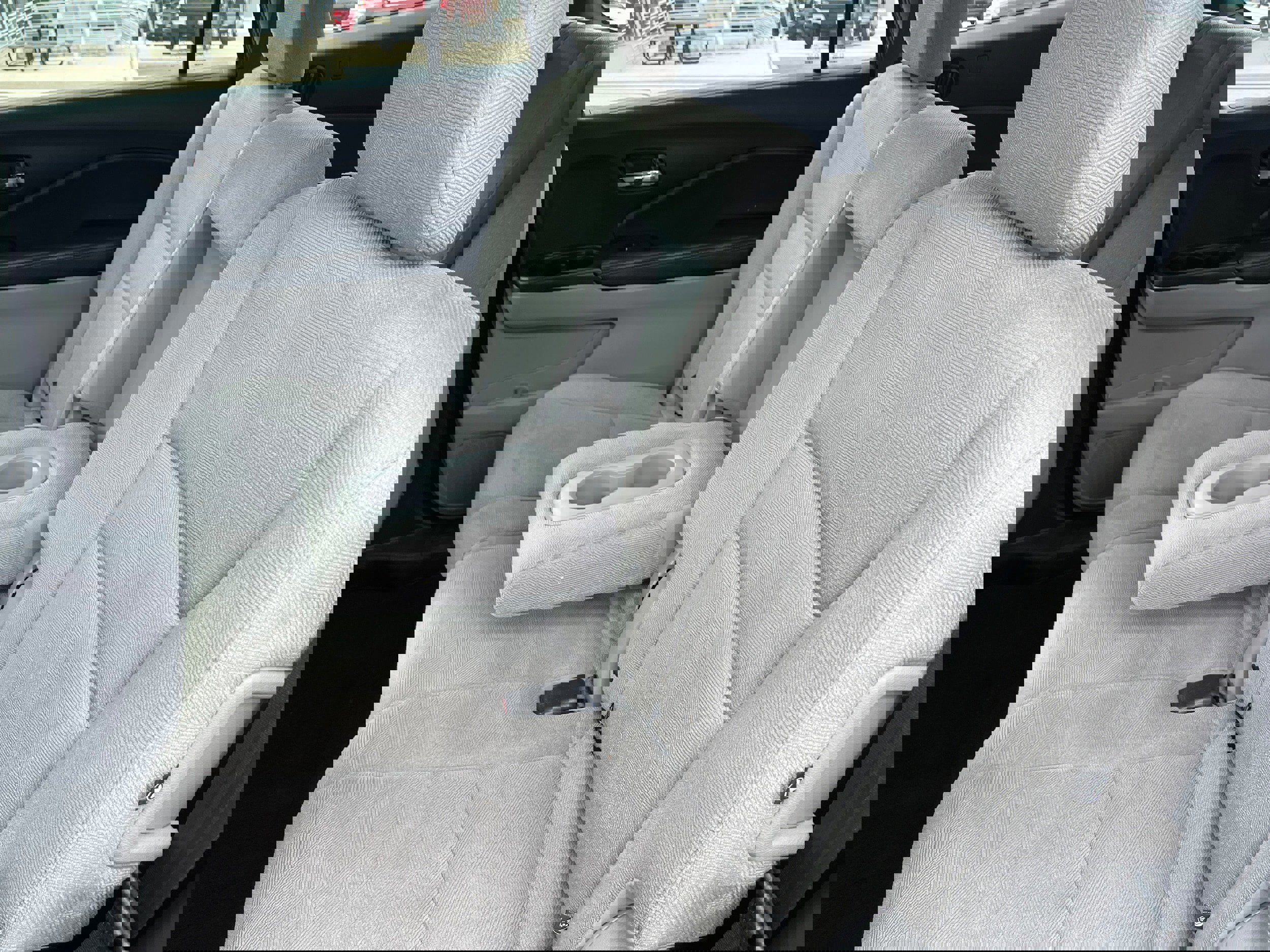 Used 2019 Honda Pilot LX image 12