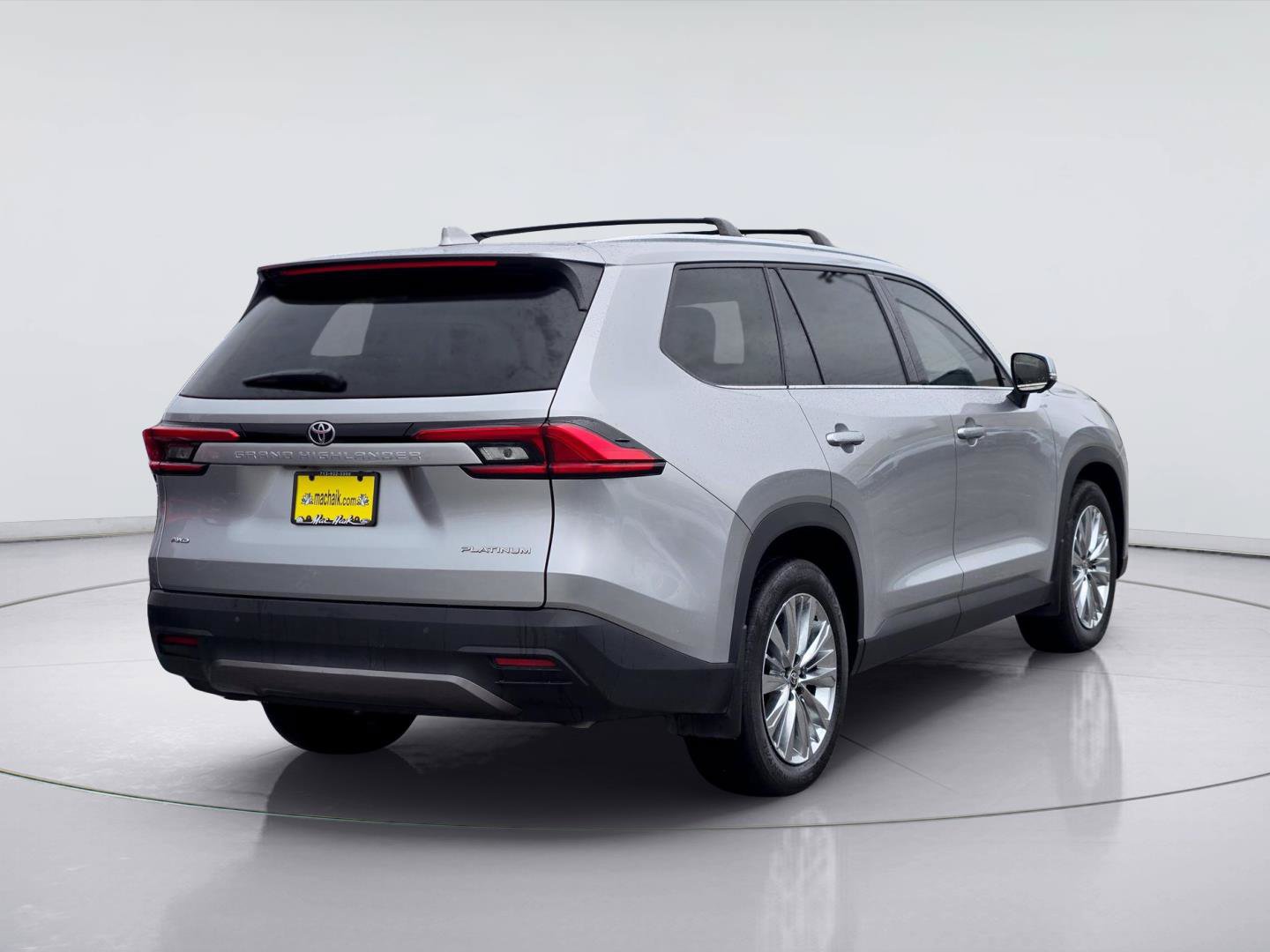 Used 2024 Toyota Grand Highlander AWD image 8