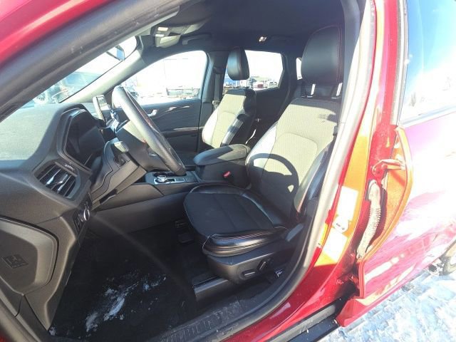 Certified 2024 Ford Escape ST-Line w/ Cold Weather Package image 27