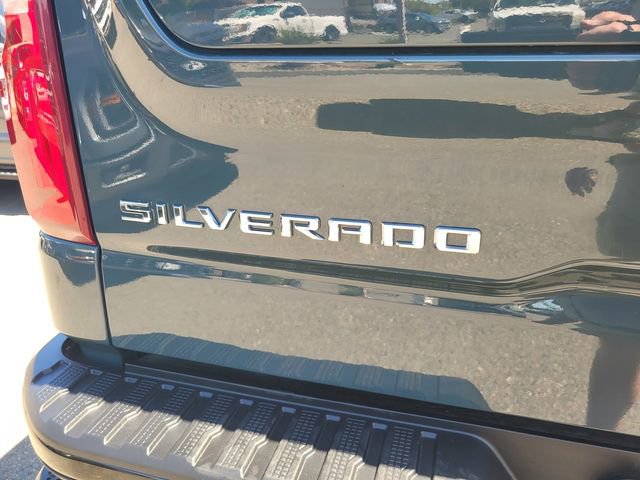 Used 2025 Chevrolet Silverado 1500 LT Trail Boss w/ Convenience Package II AWD/4WD image 7