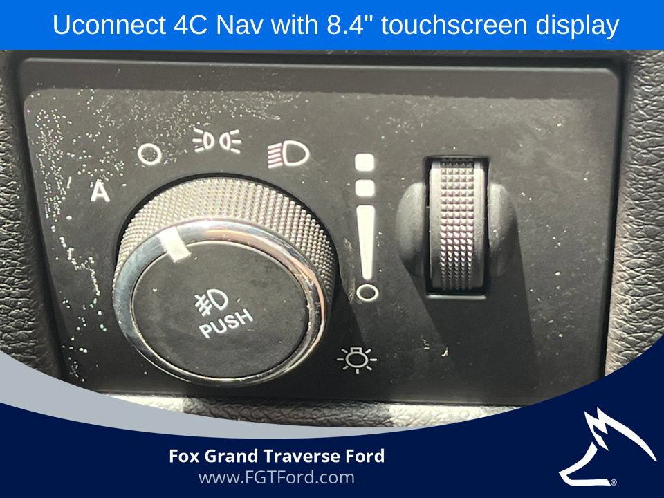 Used 2020 Jeep Grand Cherokee Limited AWD/4WD image 18
