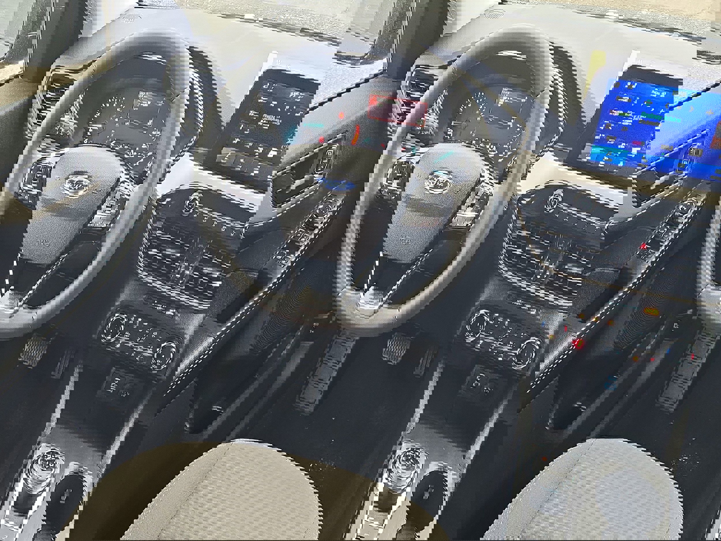 Certified 2022 Ford Escape SE w/ SE Sport Appearance Package image 17