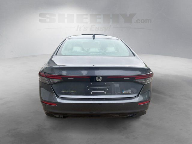 Used 2023 Honda Accord Touring image 13