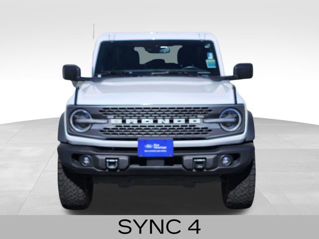 Certified 2025 Ford Bronco Badlands image 3