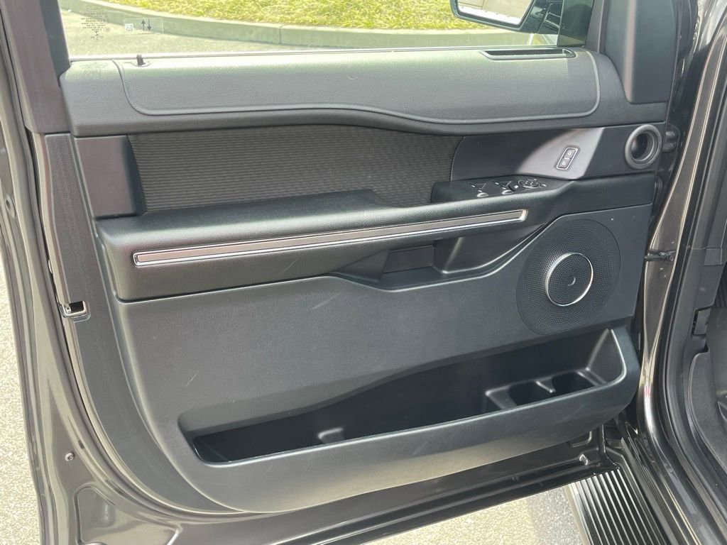 Certified 2020 Ford Expedition XLT image 25