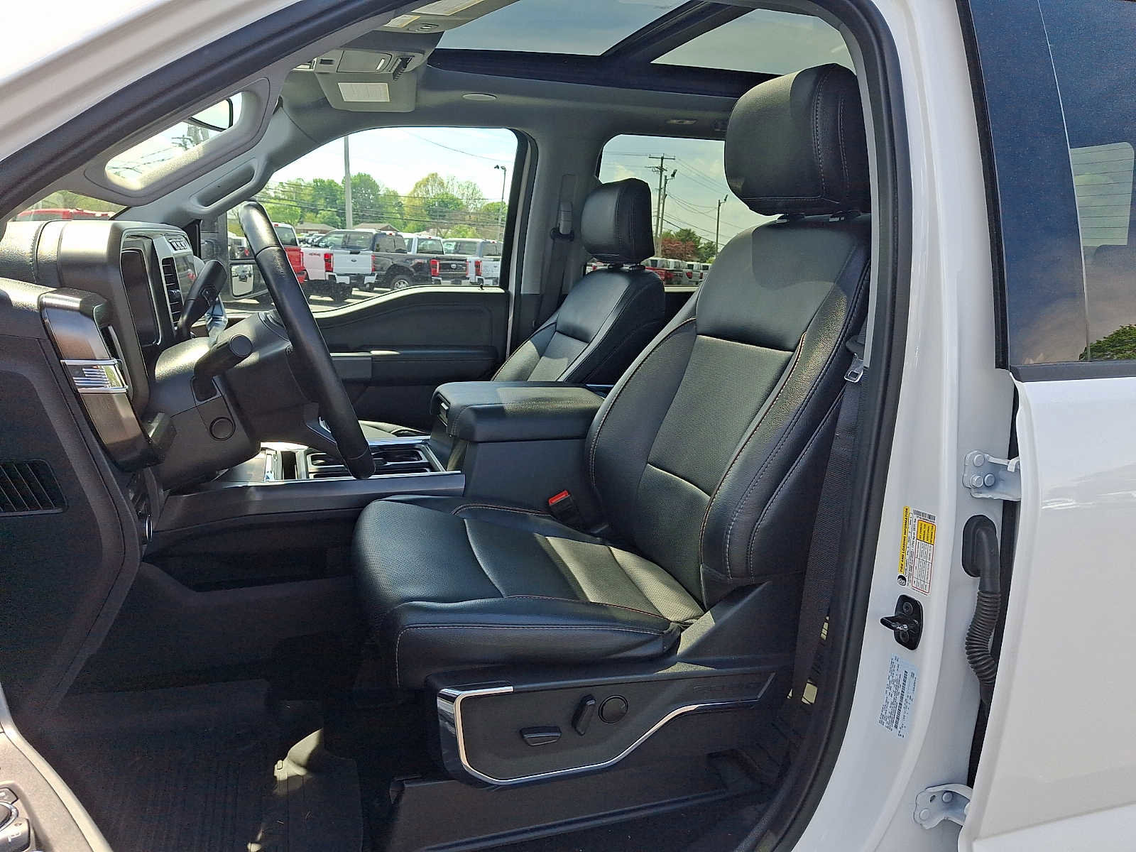 Certified 2024 Ford F350 Lariat w/ Lariat Ultimate Package AWD/4WD image 14