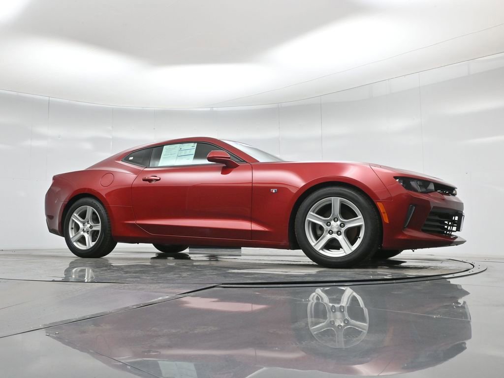 Used 2017 Chevrolet Camaro LT image 6