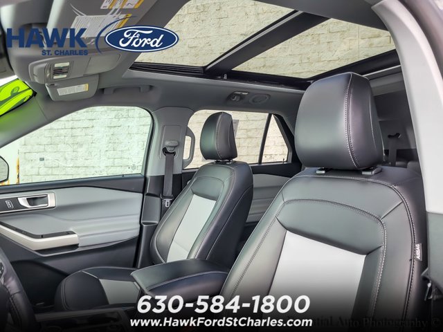 Certified 2023 Ford Explorer XLT w/ Equipment Group 202A image 9