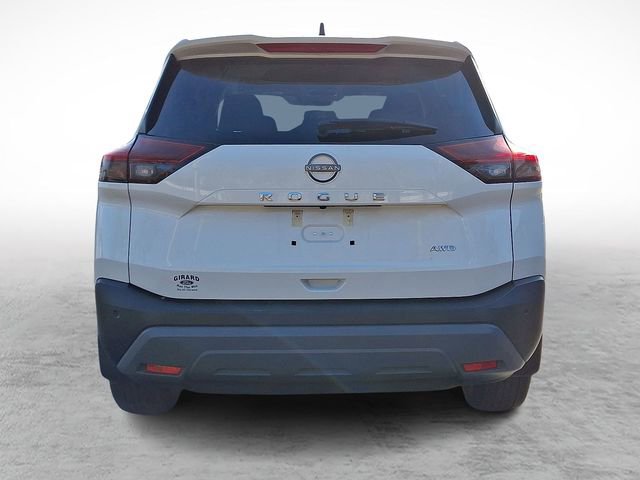 Used 2023 Nissan Rogue S image 5