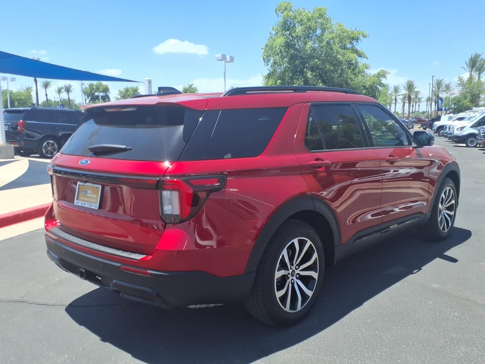 Certified 2025 Ford Explorer ST-Line RWD image 4
