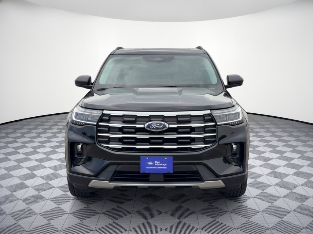 Certified 2025 Ford Explorer Active w/ Active Comfort Package AWD/4WD image 6