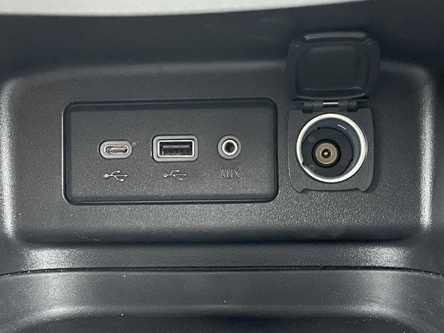 Used 2023 Chevrolet Equinox LS w/ LS Convenience Package image 27