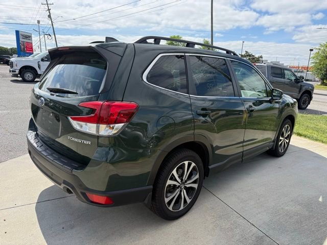 Used 2023 Subaru Forester Limited AWD/4WD image 10