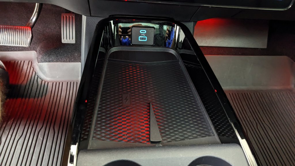 Certified 2023 Ford Mustang Mach-E Premium AWD/4WD image 31