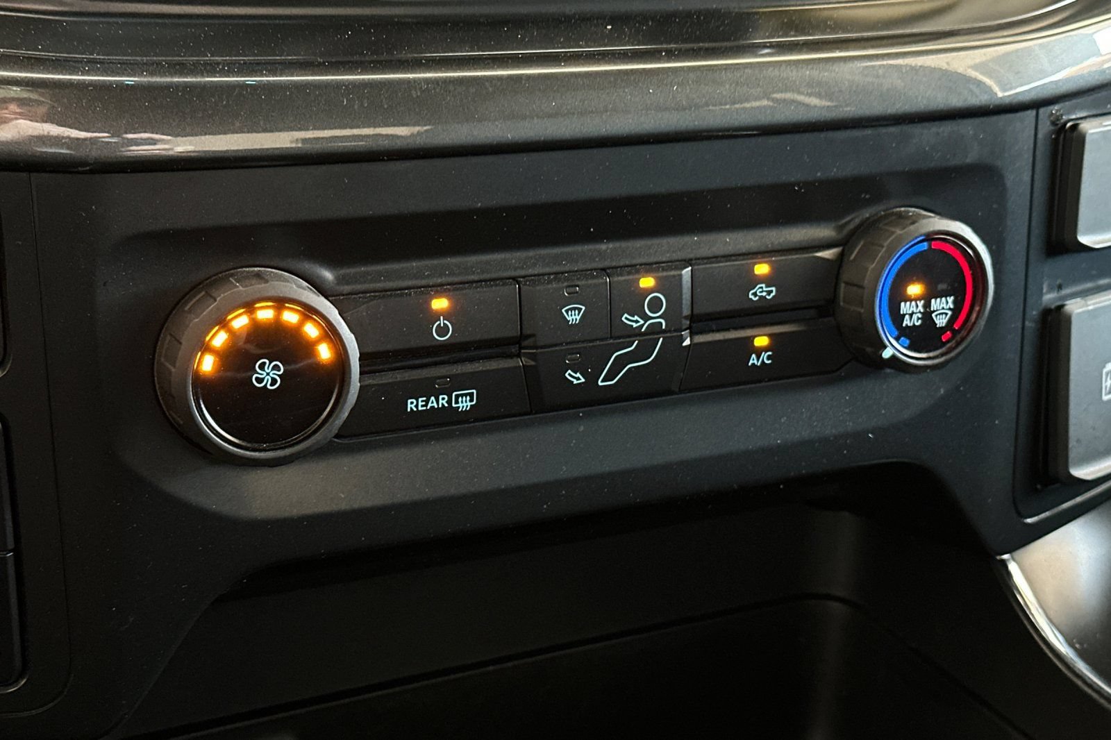 Certified 2022 Ford F150 XL w/ STX Appearance Package AWD/4WD image 19