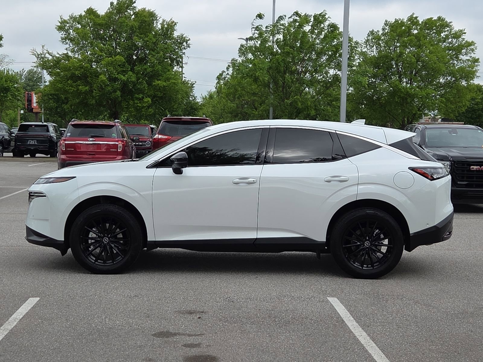 Used 2025 Nissan Murano SL image 3
