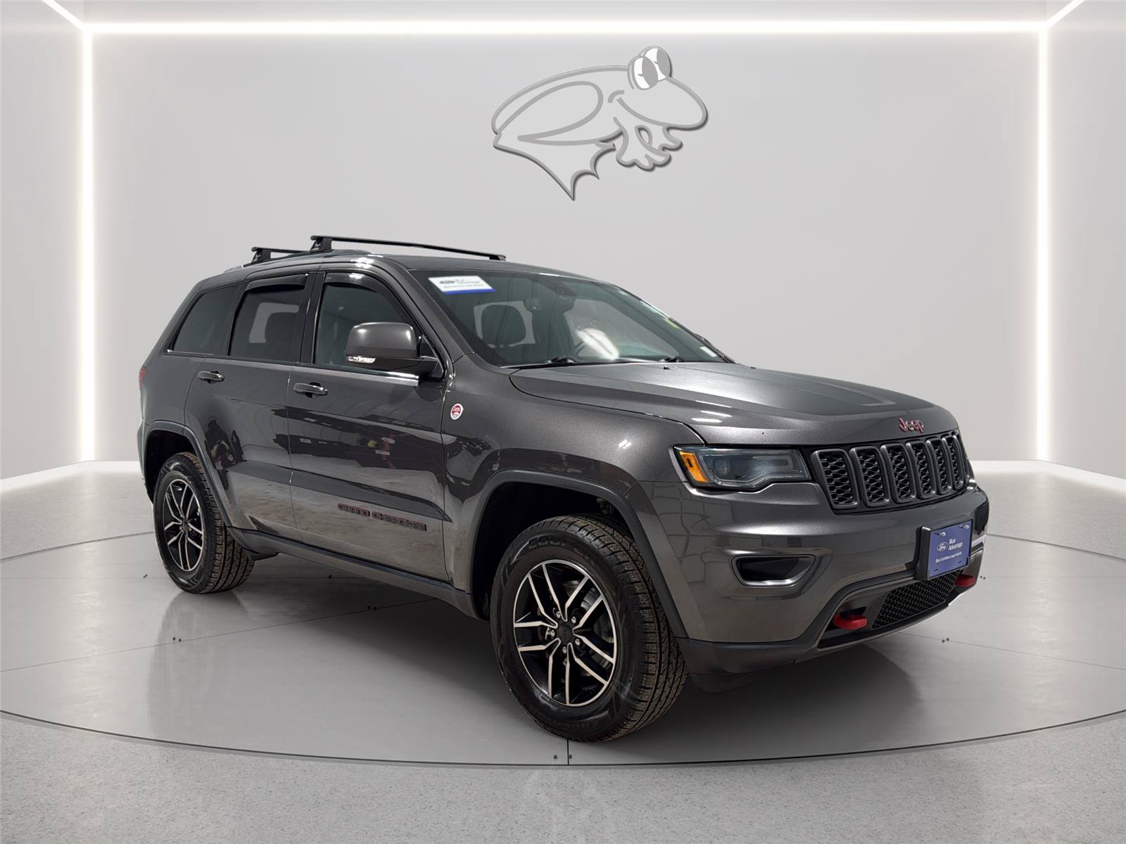 Used 2019 Jeep Grand Cherokee Trailhawk w/ Trailhawk Luxury Group AWD/4WD image 7