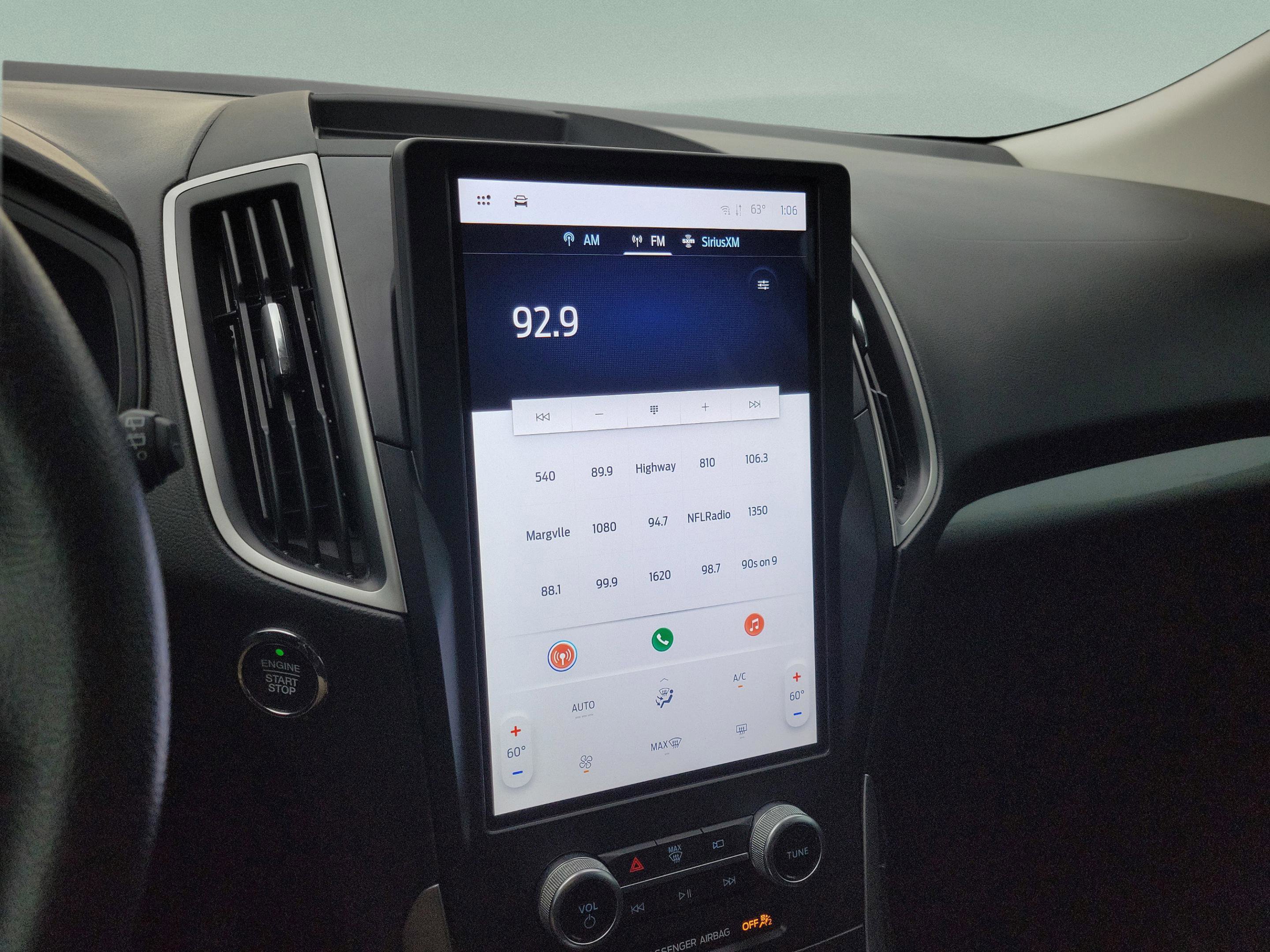 Certified 2022 Ford Edge SE w/ Black Appearance Package image 17