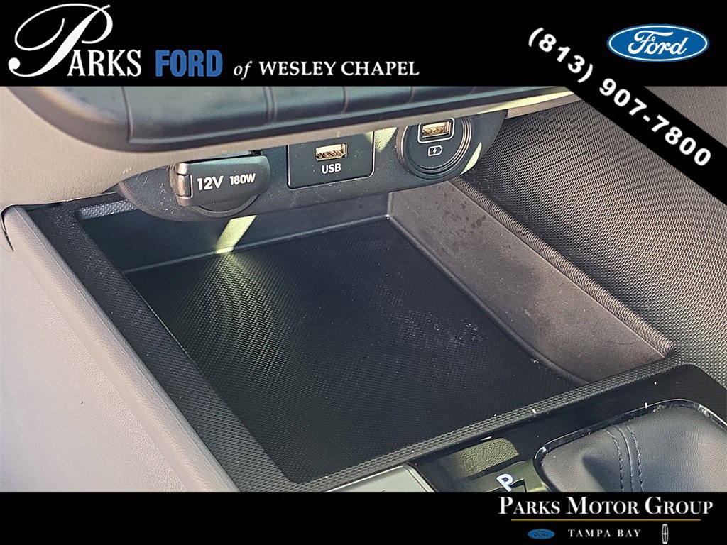 Used 2023 Hyundai Elantra SEL image 21