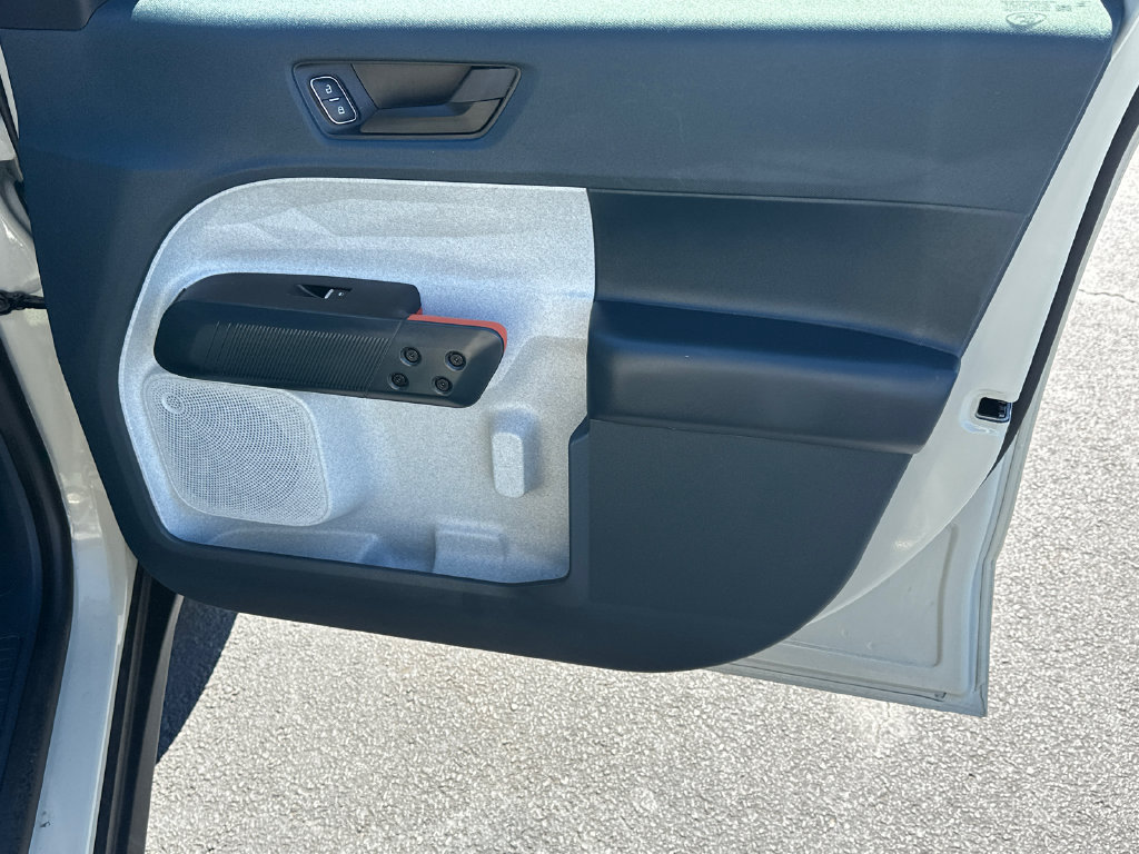 Certified 2024 Ford Maverick XLT FWD image 14
