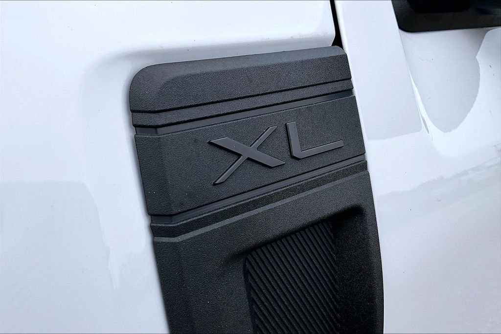 Certified 2022 Ford Maverick XL FWD image 8