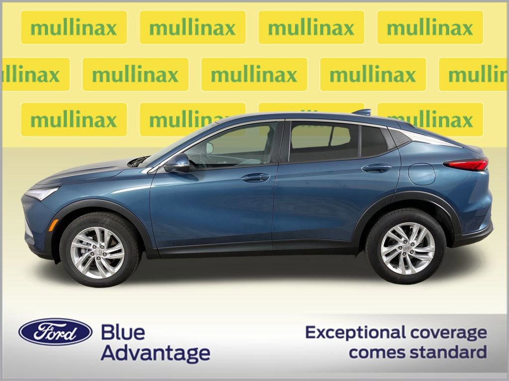 Used 2025 Buick Envista Preferred w/ Convenience I Package image 2