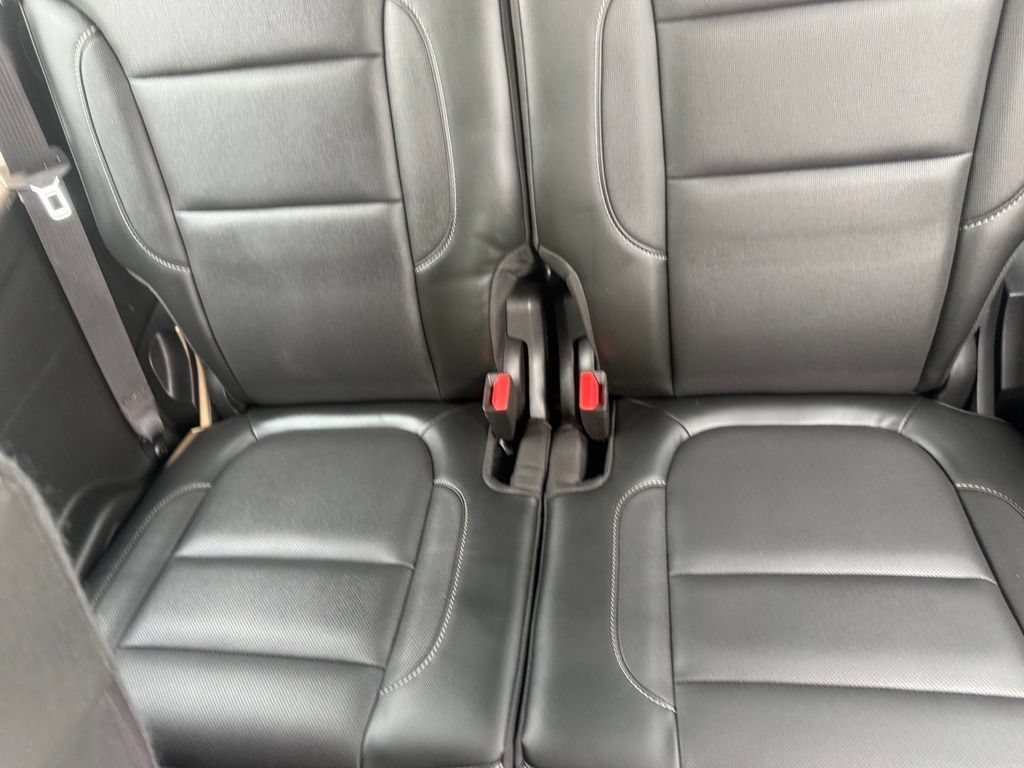 Used 2019 GMC Acadia SLT w/ LPO, Floor Liner Package AWD/4WD image 43