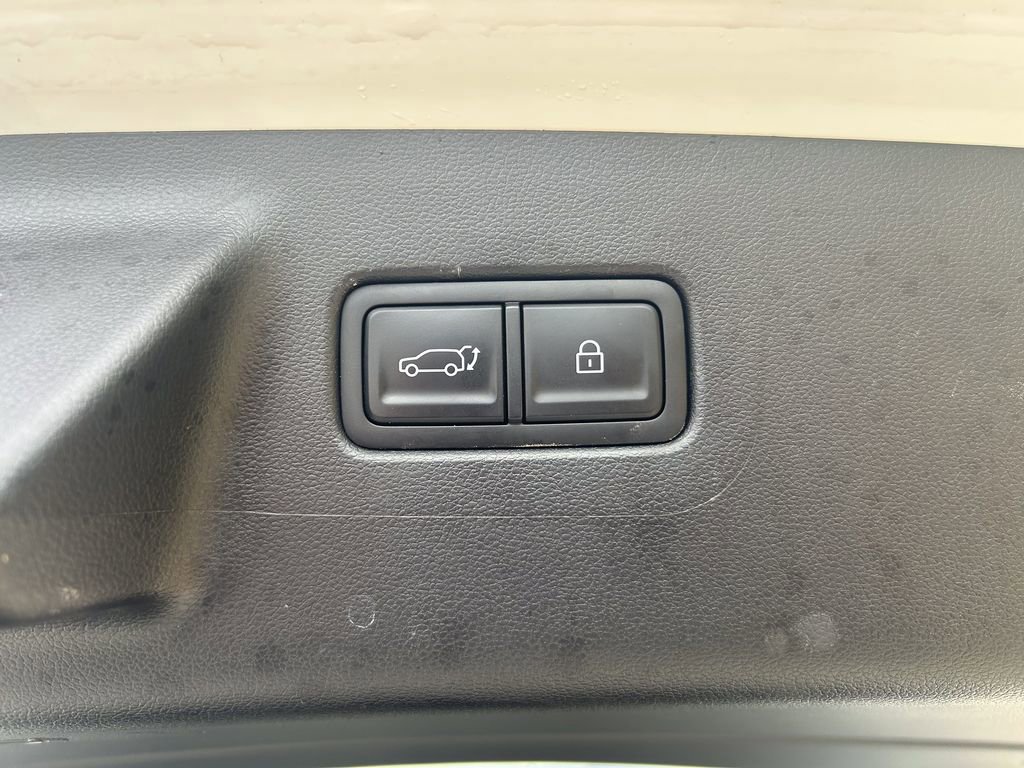 Used 2025 Hyundai Santa Fe XRT image 20