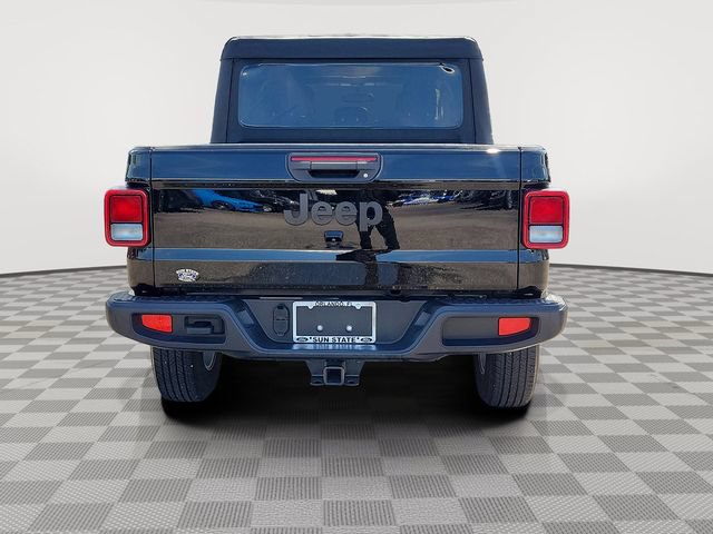 Used 2023 Jeep Gladiator Sport AWD/4WD image 5