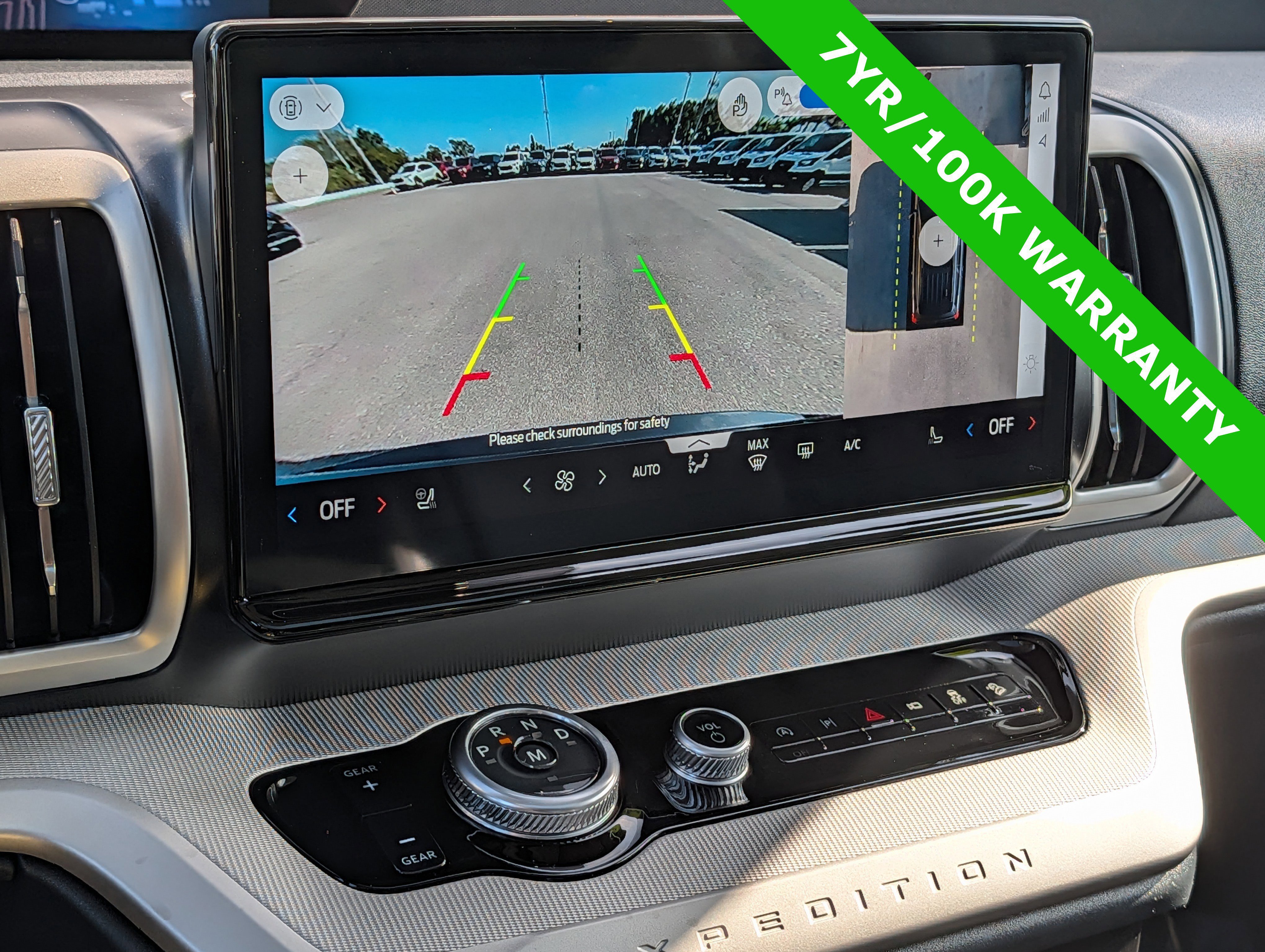 Certified 2025 Ford Expedition Active AWD/4WD image 34